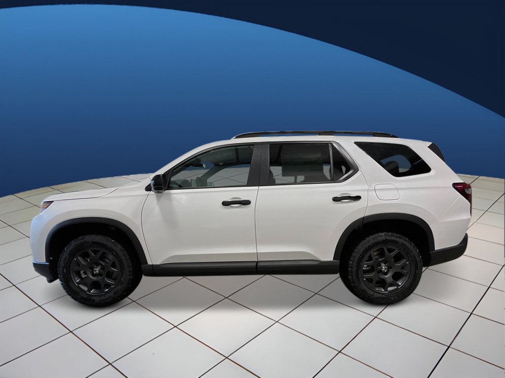 New 2026 Honda Pilot TrailSport image 2