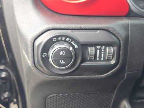 Used 2020 Jeep Gladiator Rubicon image 26