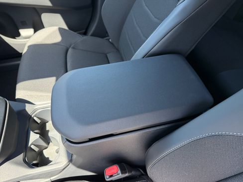 New 2026 Subaru Uncharted Premium FWD image 14
