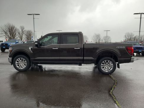 Used 2024 Ford F150 Lariat w/ Tow/Haul Package image 11