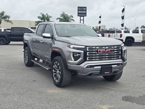 Used 2023 GMC Canyon Denali AWD/4WD image 3