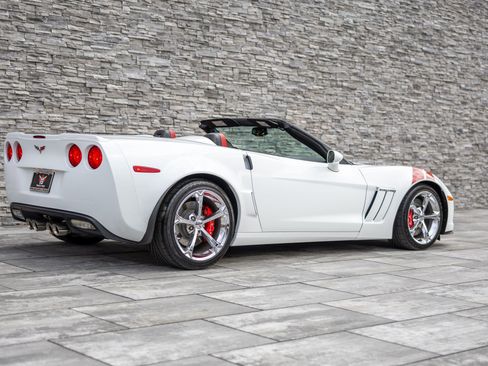 Used 2012 Chevrolet Corvette Grand Sport w/ 3LT Preferred Equipment Group image 15