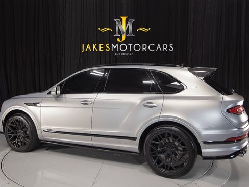 Used 2023 Bentley Bentayga Speed image 9