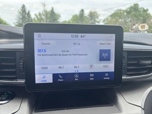 Used 2021 Ford Explorer XLT w/ Equipment Group 202A image 11