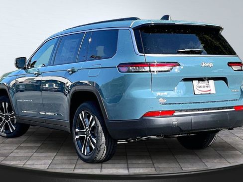 New 2027 Jeep Grand Cherokee L Limited w/ Trailer Tow Package AWD/4WD image 4
