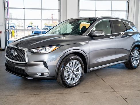 Used 2023 INFINITI QX50 Luxe image 11