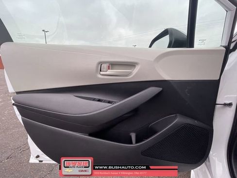 Used 2023 Toyota Corolla LE image 22