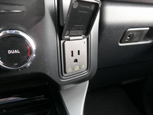 New 2026 Ford F250 Lariat image 29