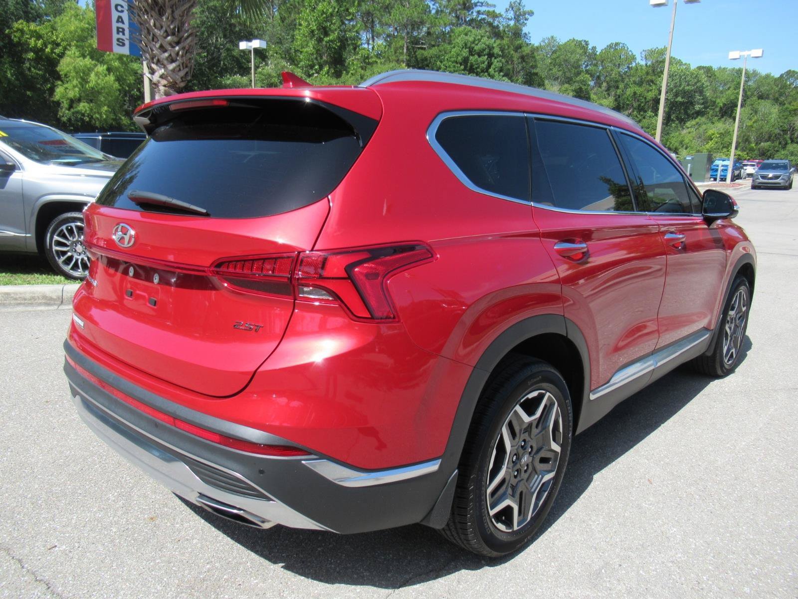 Used 2023 Hyundai Santa Fe Limited FWD image 7