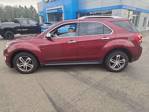 Used 2017 Chevrolet Equinox Premier w/ Enhanced Convenience Package AWD/4WD image 4