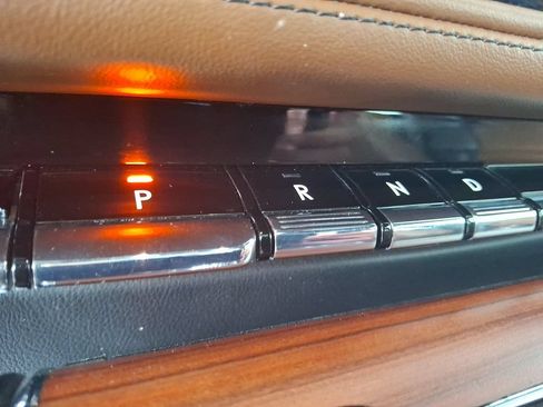 Certified 2024 Lincoln Aviator Reserve w/ Jet Package AWD/4WD image 14