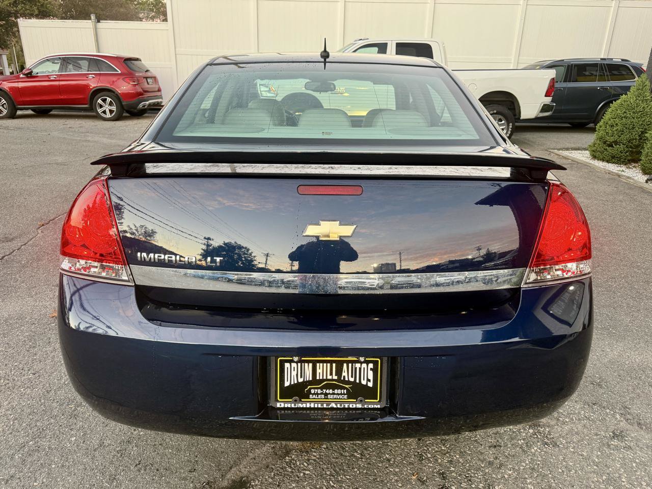 Used 2008 Chevrolet Impala LT w/ Luxury Edition Package FWD image 4