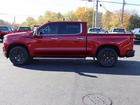 Used 2021 Chevrolet Silverado 1500 High Country w/ Technology Package image 32