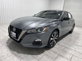 Used 2022 Nissan Altima 2.5 SR FWD video 1
