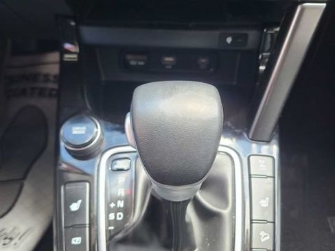 Used 2024 Kia Seltos EX AWD/4WD image 29