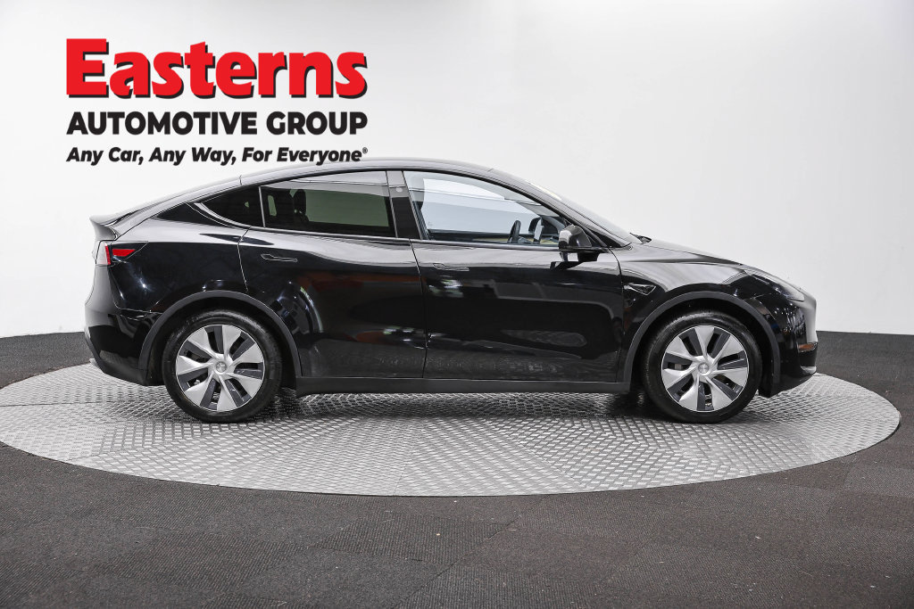 Used 2023 Tesla Model Y Long Range AWD/4WD image 6