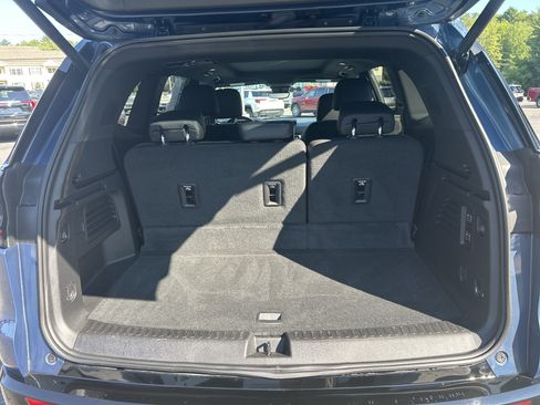 Used 2025 GMC Acadia Denali w/ Super Cruise Package AWD/4WD image 13