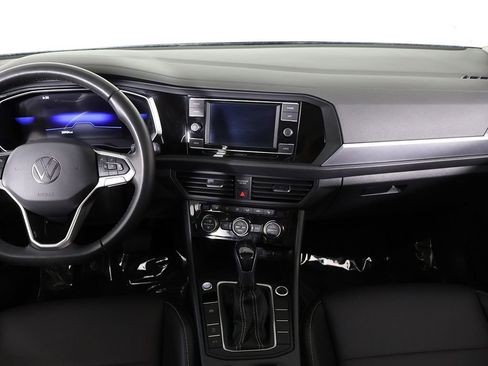 Used 2024 Volkswagen Jetta SE FWD image 36
