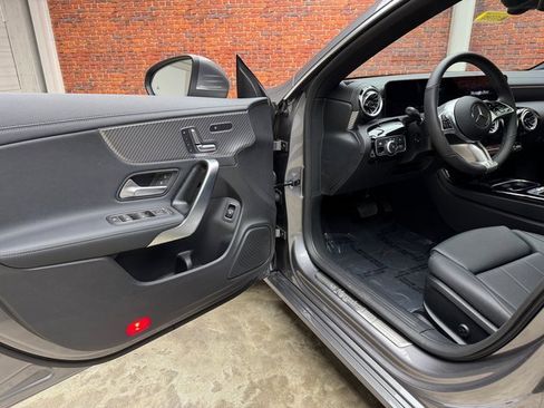 Used 2025 Mercedes-Benz CLA 250 CLA 250 image 9