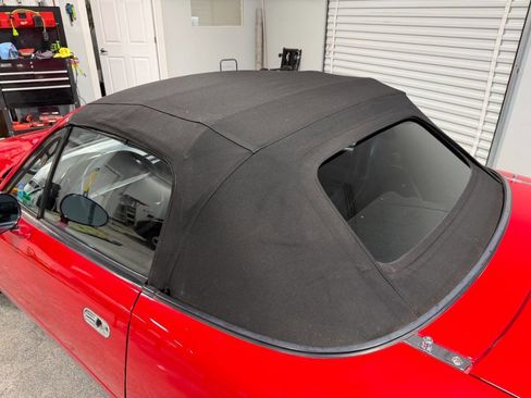 Used 1991 MAZDA MX-5 Miata RWD image 36