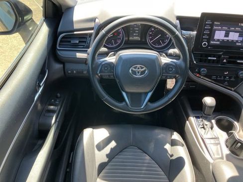 Used 2023 Toyota Camry SE FWD image 21