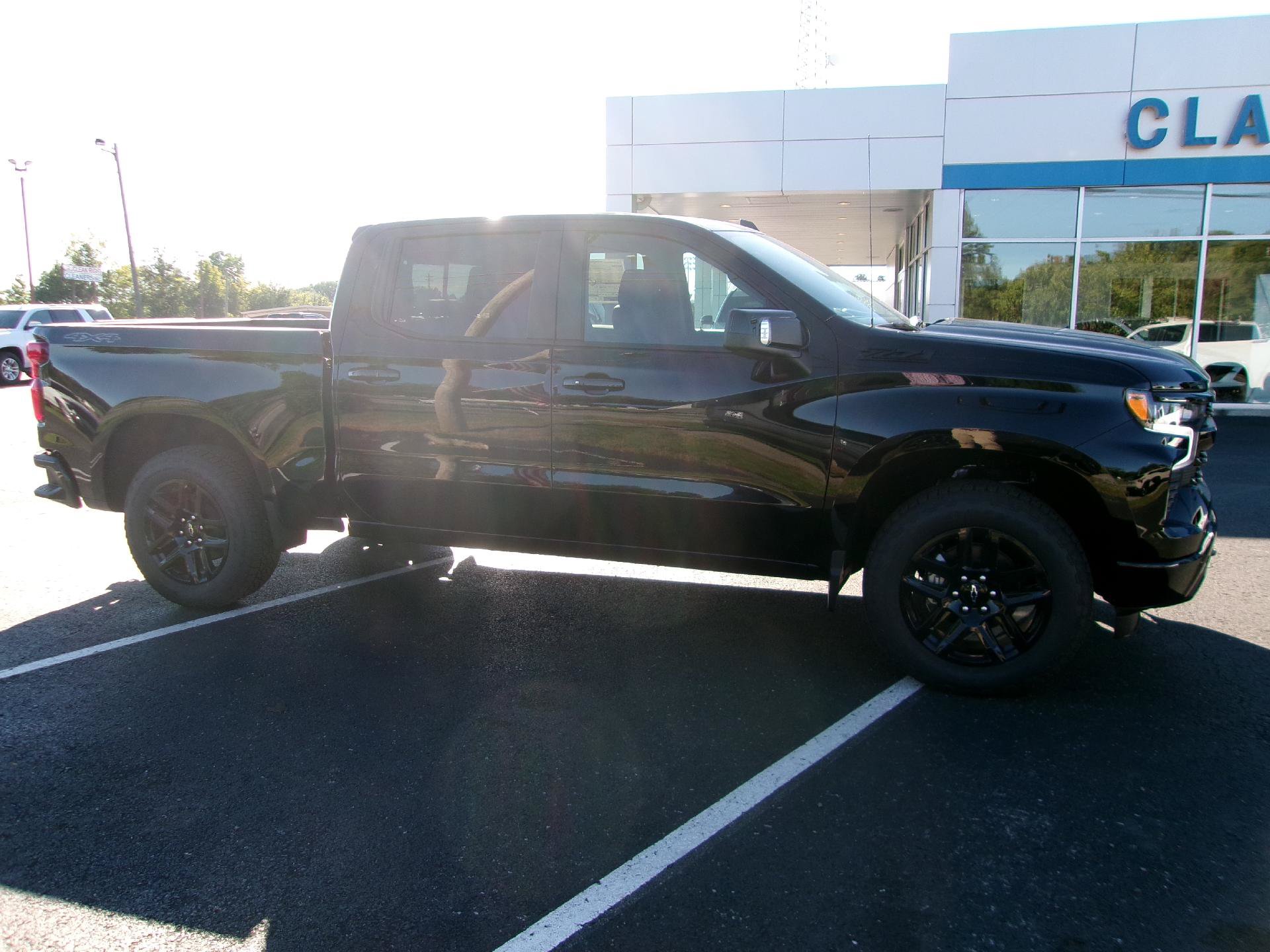 New 2026 Chevrolet Silverado 1500 RST w/ RST All Star Premium Package AWD/4WD image 1