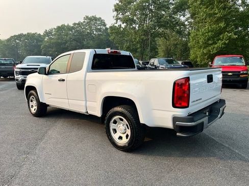 Used 2021 Chevrolet Colorado W/T w/ WT Convenience Package RWD image 9