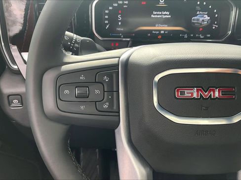 Certified 2026 GMC Sierra 1500 SLT image 44