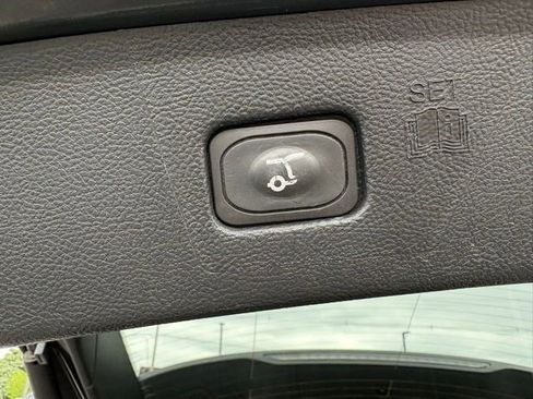Used 2022 Ford Edge SEL w/ Convenience Package AWD/4WD image 15
