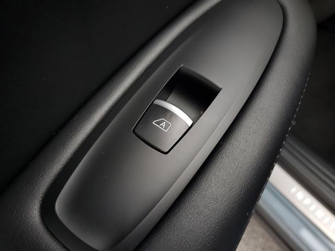 Used 2023 INFINITI QX50 Luxe image 16