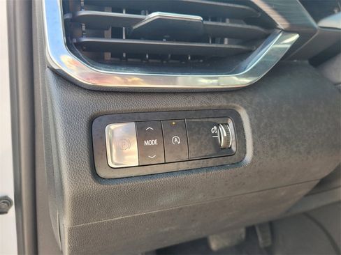 Certified 2025 GMC Acadia Elevation image 24