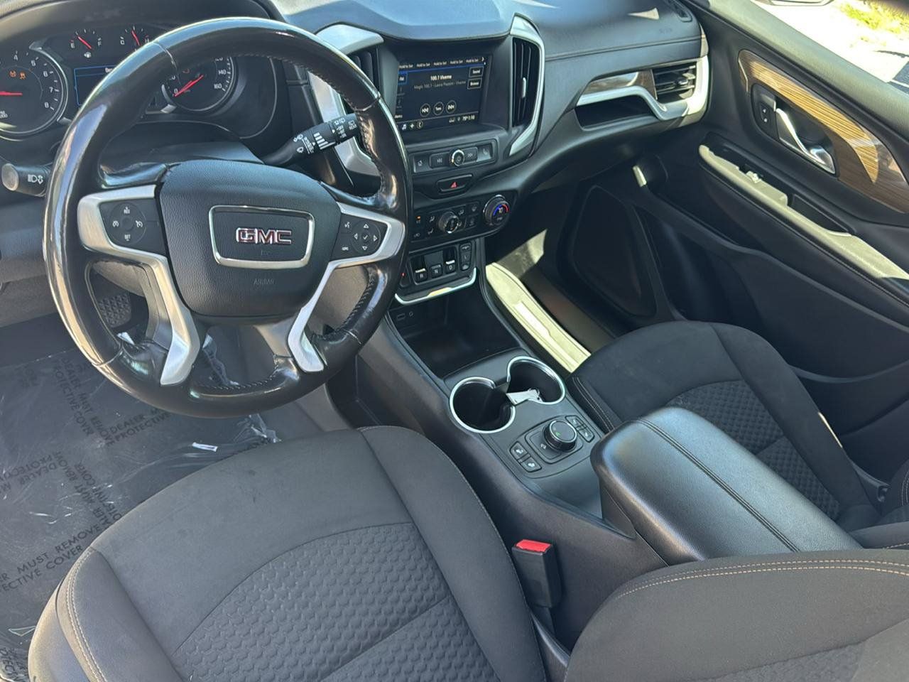 Used 2019 GMC Terrain SLE w/ Driver Convenience Package FWD image 10