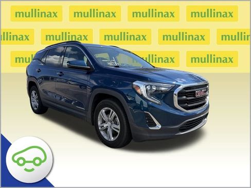 Used 2020 GMC Terrain SLE w/ Driver Convenience Package FWD image 1