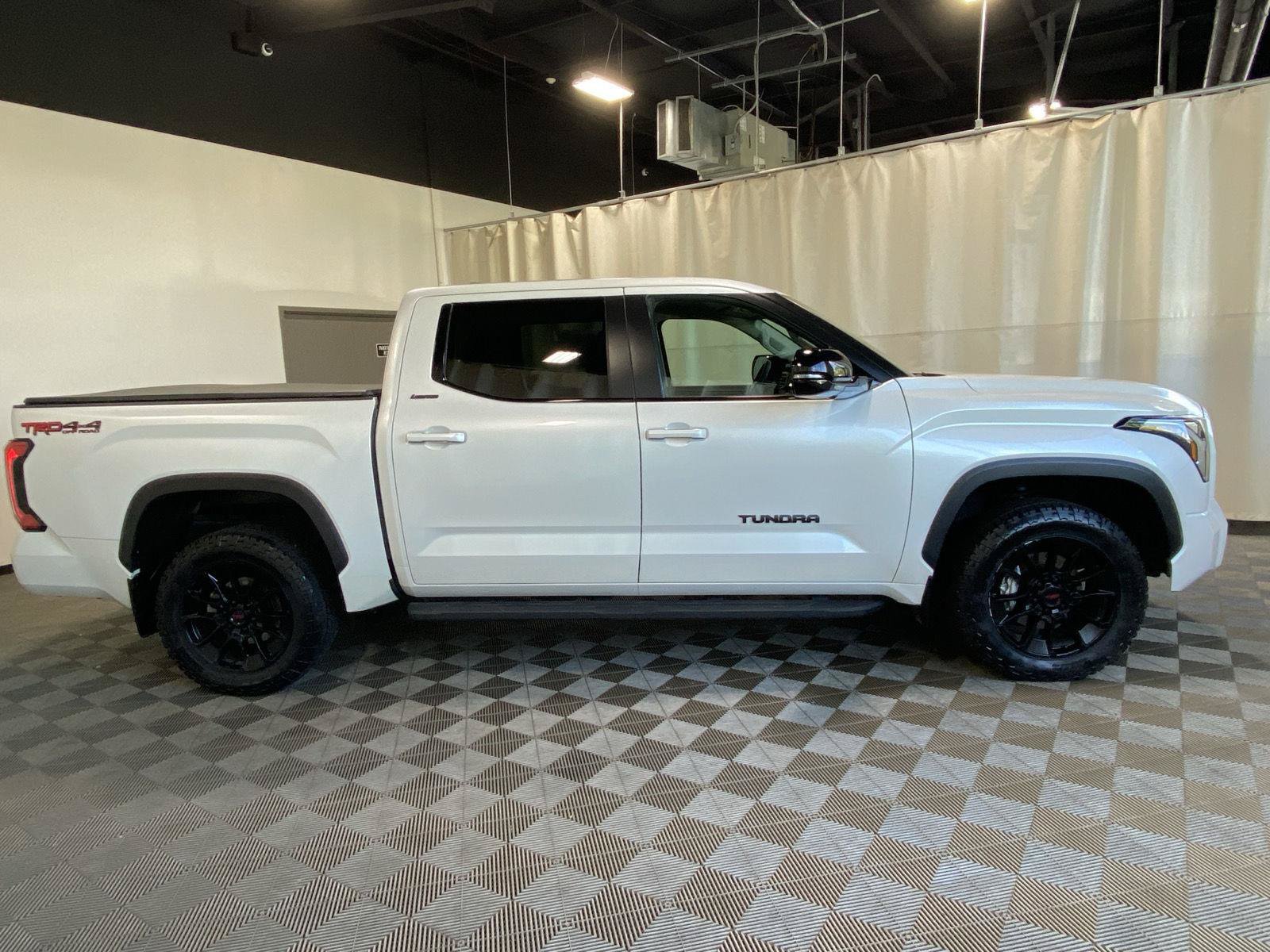 Used 2024 Toyota Tundra Limited w/ TRD Off-Road Package AWD/4WD image 17