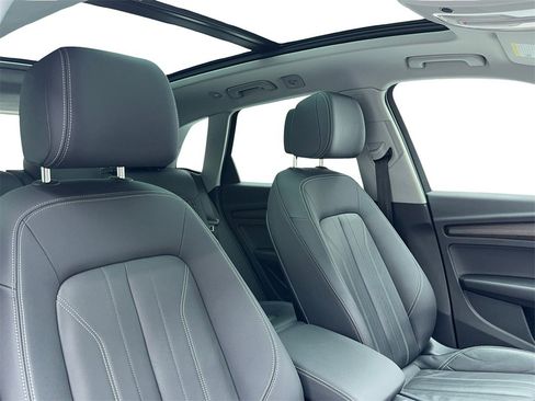 Used 2022 Audi Q5 2.0T Premium image 46