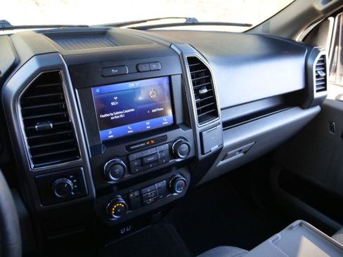 Used 2020 Ford F150 XLT image 8