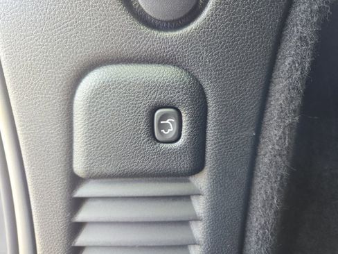 Used 2024 Dodge Durango GT image 17