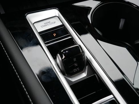 New 2026 Volkswagen Atlas Cross Sport SEL image 9