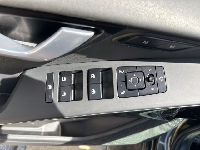 Used 2023 Kia Niro Wave FWD image 12