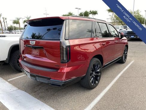 Used 2026 Cadillac Escalade Platinum Sport w/ LPO, ONYX Package AWD/4WD image 4