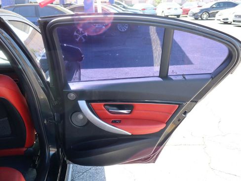 Used 2018 BMW 340i Sedan RWD image 19