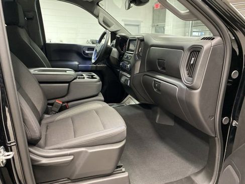 Certified 2025 Chevrolet Silverado 1500 Custom Trail Boss w/ Turbomax Blackout Package image 32