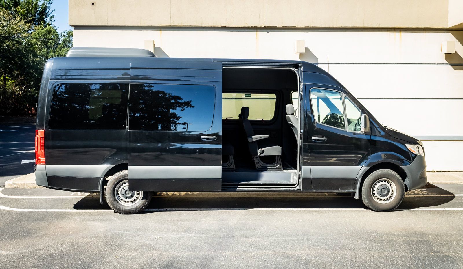 Used 2025 Mercedes-Benz Sprinter 2500 image 11
