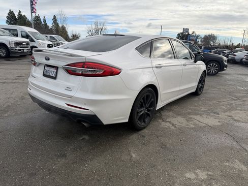 Used 2019 Ford Fusion SE w/ Equipment Group 151A image 5