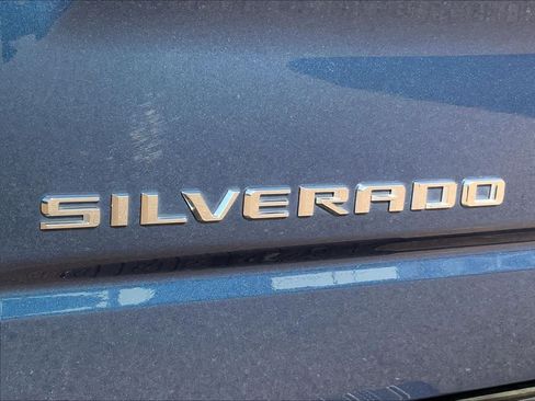 Used 2019 Chevrolet Silverado 1500 LTZ AWD/4WD image 31