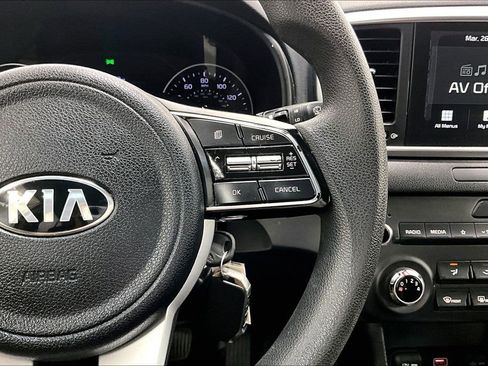 Used 2021 Kia Sportage LX image 24