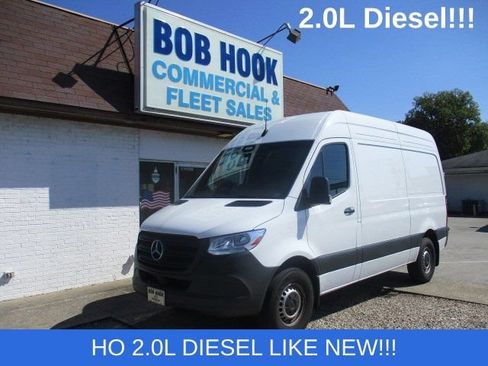 Used 2025 Mercedes-Benz Sprinter 2500 image 1