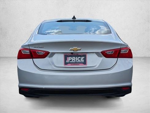 Used 2018 Chevrolet Malibu LS FWD image 7