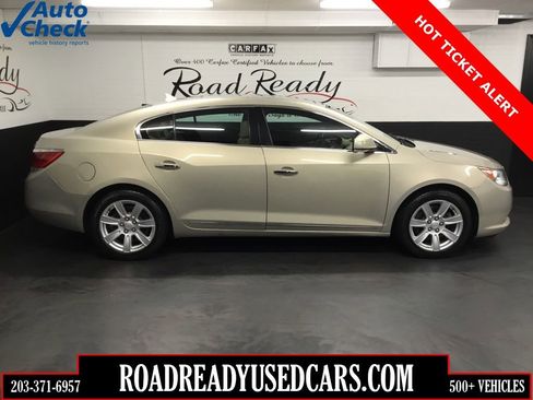 Used 2010 Buick LaCrosse CXL image 1