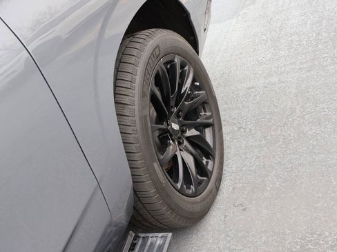 Used 2021 Cadillac Escalade ESV Sport Platinum w/ LPO, ONYX Package image 22